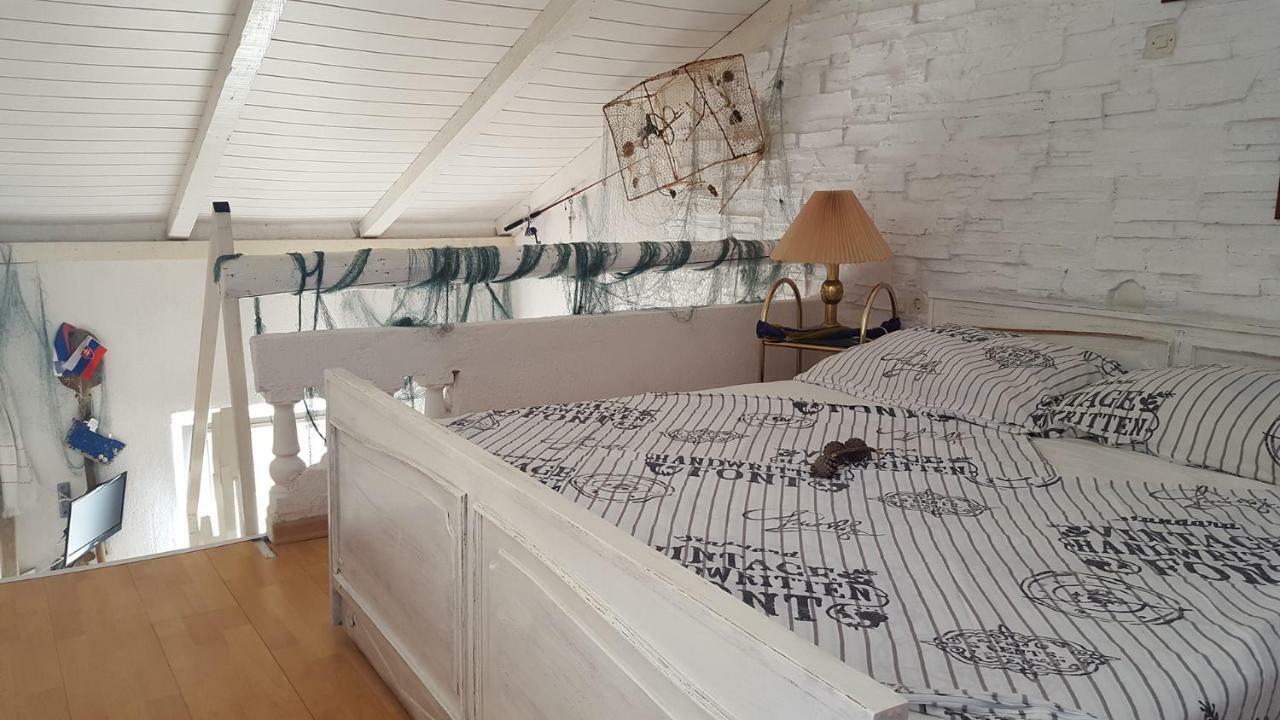 Apartments Lopar story Extérieur photo